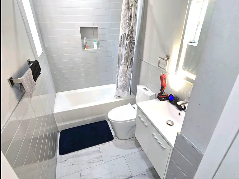 1722 N Marshall St #1 — Photo 5