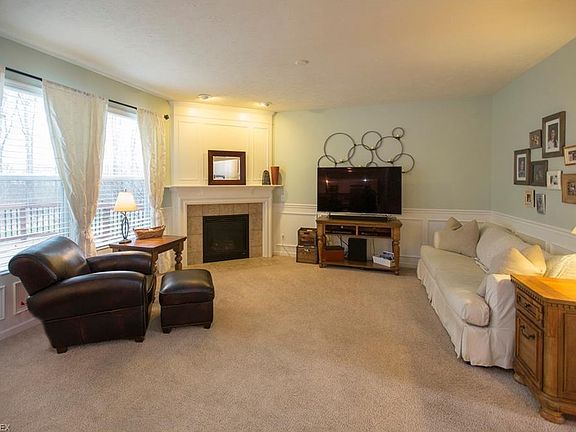 2nd image of 3612 Hastings Dr