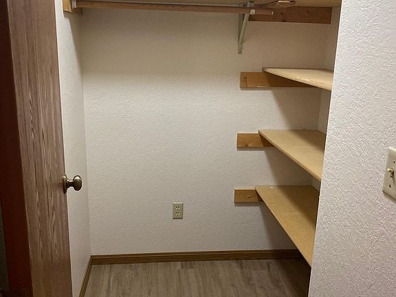 5th image of 2249 S 34th St Unit 14