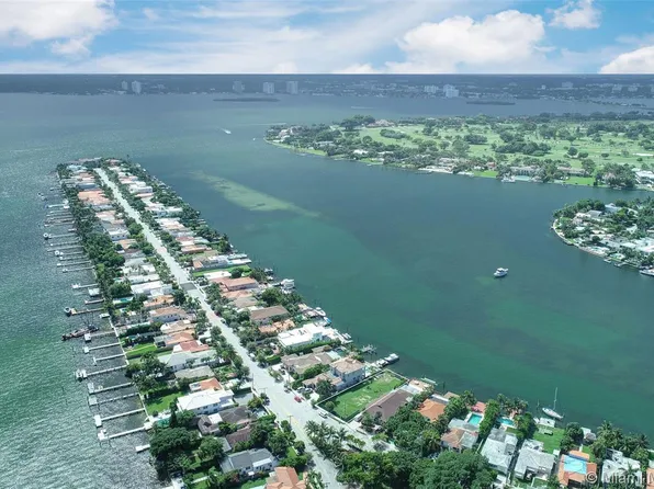 1015 Stillwater Dr, Miami Beach, FL 33141