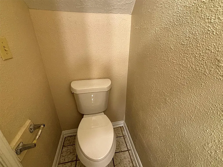3416 Avenue P — Photo 22