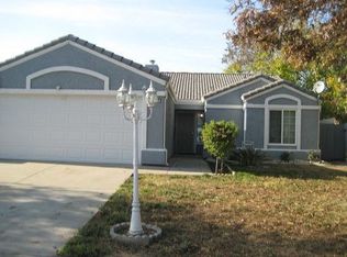 213 Rector Ln, Modesto, CA 95357