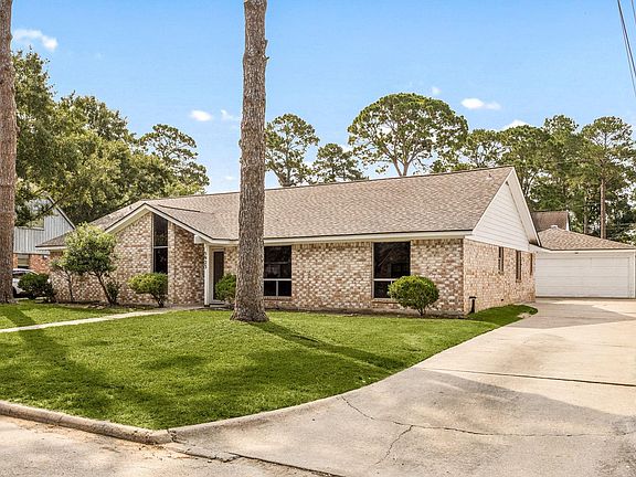 4th image of 5923 Pebble Springs Dr