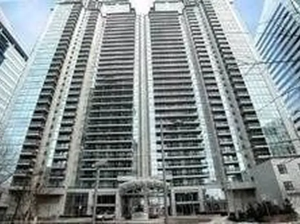 4978 Yonge St, Toronto, ON