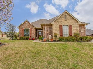 3101 Ash Grove Rd, Edmond, OK 73003