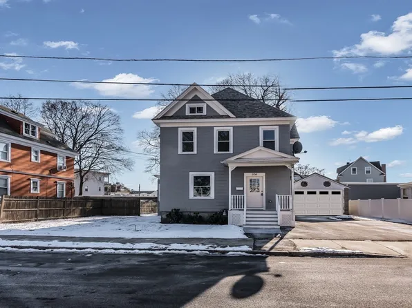 104 Exeter St, Lawrence, MA 01843