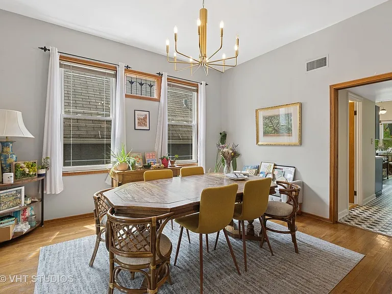 2640 N Burling St #2 — Photo 5