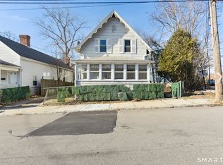 31 Grand Street, New London, CT 06320