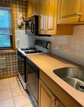 3rd image of 301 Neponset St APT 30
