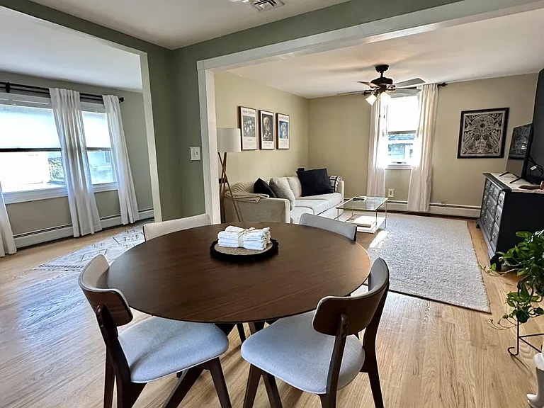 138 Cedar Ave — Photo 29