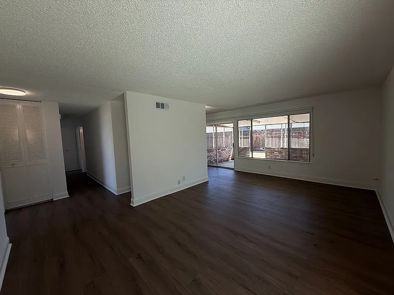 5874 Moraga Ave — Photo 12