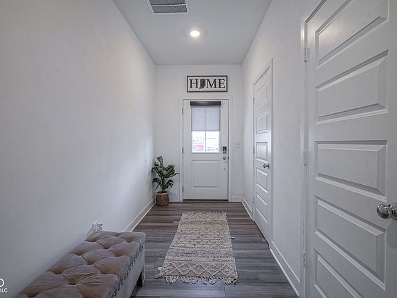 3rd image of 8545 Strabet Dr