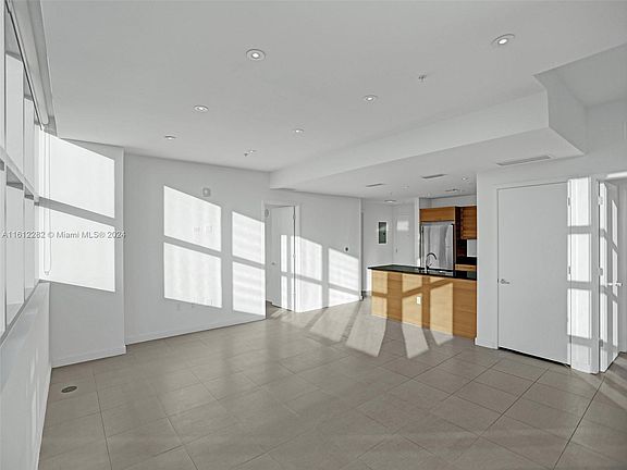 4th image of 3301 NE 1st Ave APT H3001