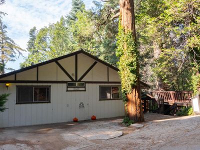 28422 Larchmont Ln, Lake Arrowhead, CA, 92352