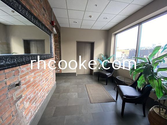 3rd image of 169 S Stevens St Suite 202