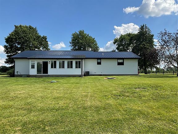 3rd image of 3048 Wildcat Rd