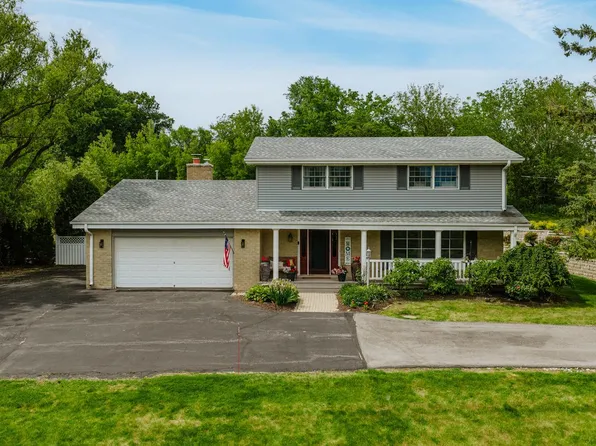N10W28431 Northview ROAD, Waukesha, WI 53188
