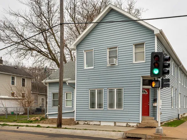 2601 Jackson St, Dubuque, IA 52001