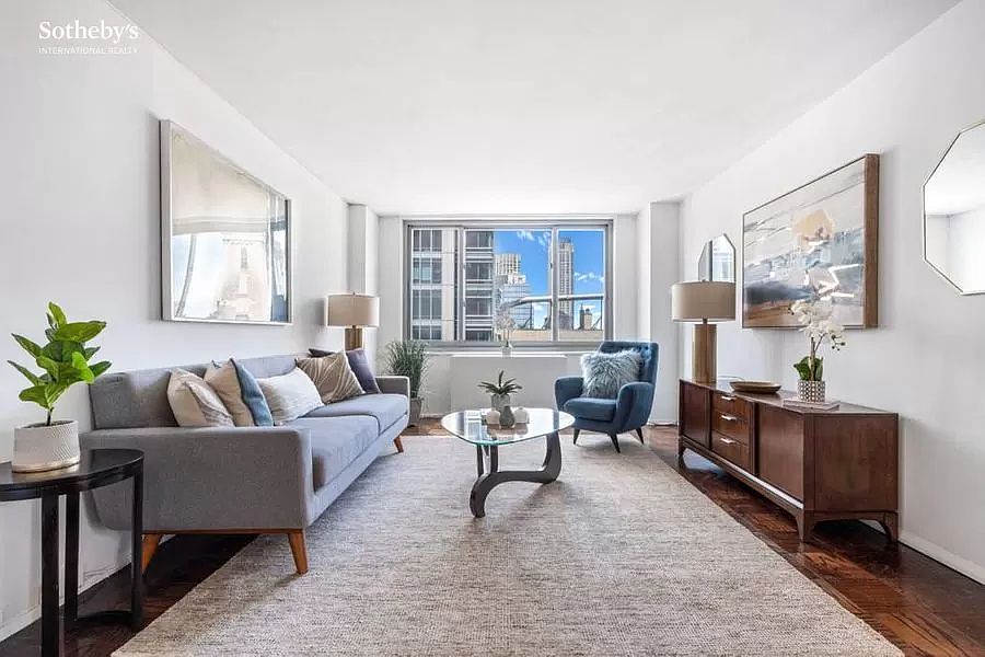 1st image of 2025 Broadway APT 19D