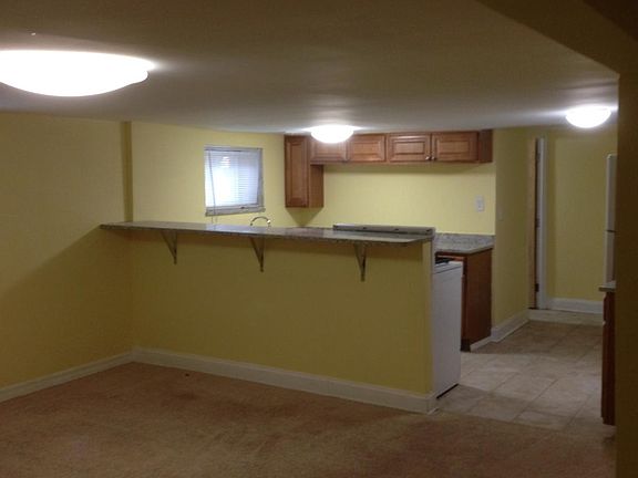 3rd image of 2654 W Thorndale Ave