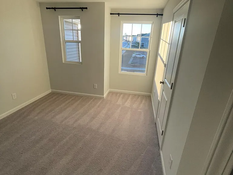 6422 Coda Ct — Photo 15