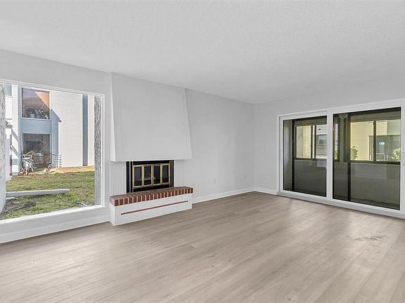 4th image of 1 Windrush Blvd APT 87