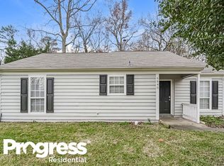 6840 Delta Lake Dr, Charlotte, NC 28215