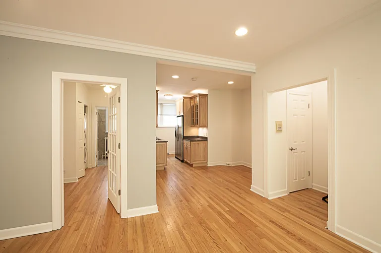 1224 W Jarvis Ave #2N — Photo 3