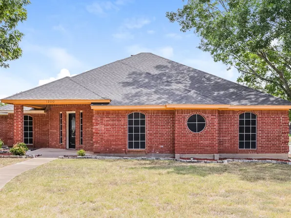 1200 Lake Grove Ln, Desoto, TX 75115