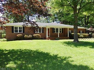 233 Sierra Dr, Chesapeake, VA 23322