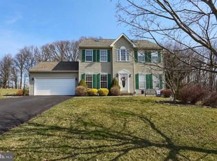 505 Bow Ln, Gilbertsville, PA 19525