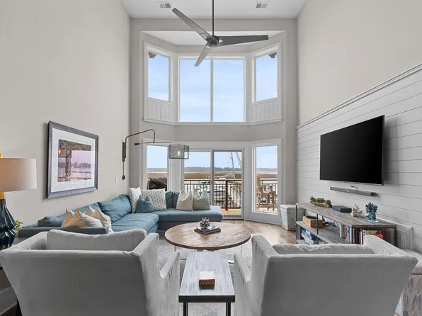 1906 Marsh Oak Ln, Johns Island, SC 29455