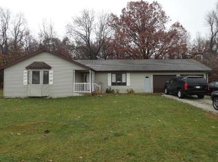 1494 Short Dr, Knox, IN 46534