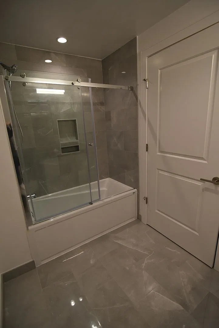 1 bed, 888 sqft, $2,750 — Photo 1