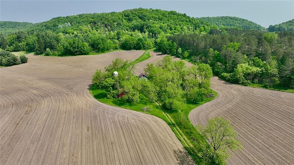 W8082 County Road XX, Arkansaw, WI 54721 Zillow