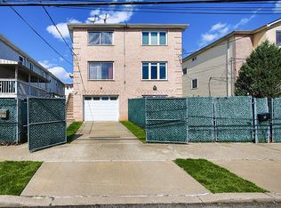 47 Mapleton Ave, Staten Island, NY 10306