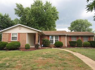 1920 Keeven Ln, Florissant, MO 63031