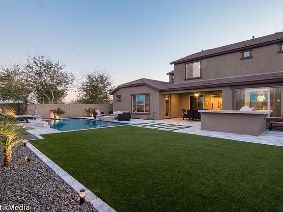 4th image of 3140 E Half Hitch Pl