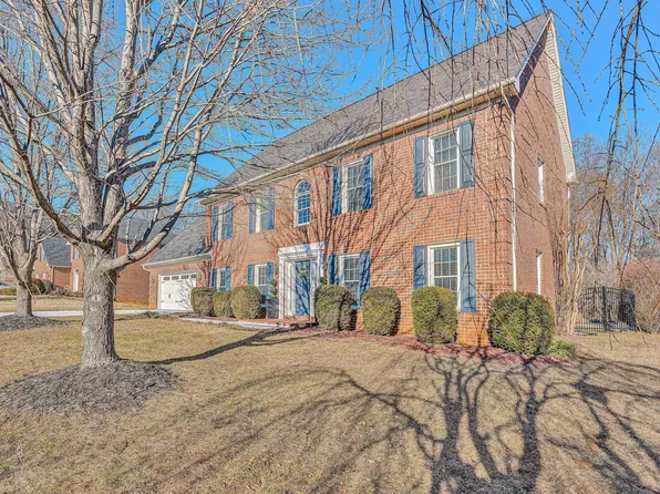 1702 Innsbrooke Dr, Salem, VA 24153