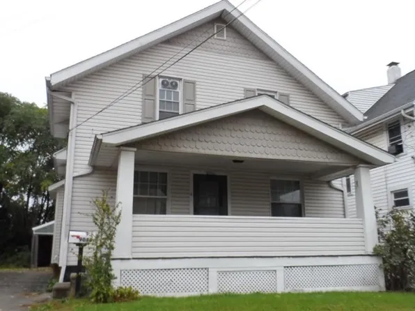 904 Columbia Ave, Akron, OH 44310