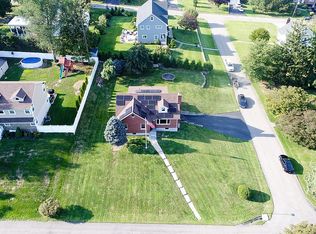 11 Pine Rd, Valhalla, NY 10595