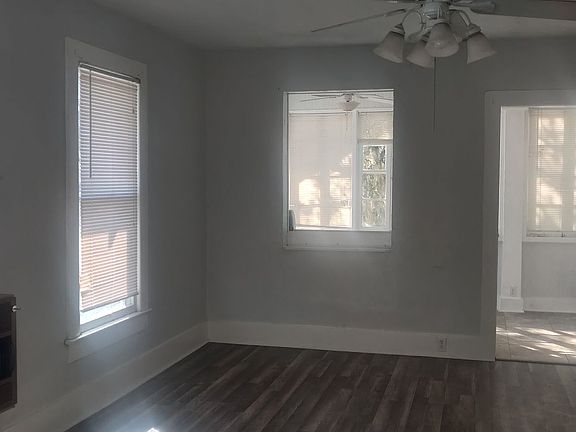 4th image of 613 & 615 Seaman Pl Unit 3