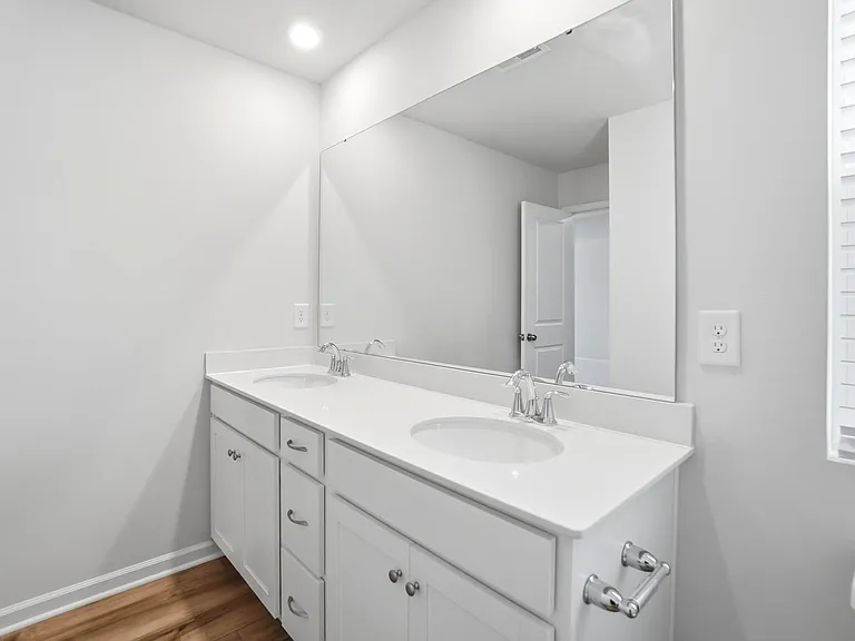 15764 Country House St — Photo 39