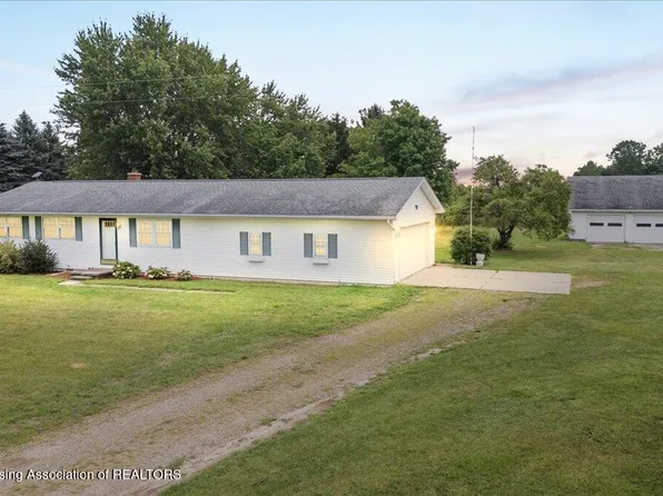 11219 S Lowell Rd, Dewitt, MI 48820