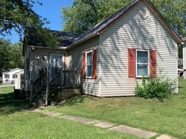 1013 George St, Atchison, KS 66002