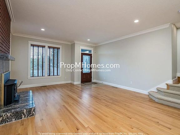 3rd image of 1907 SE 162nd Ave
