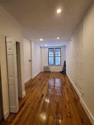 Rented by Point NYC | media 3