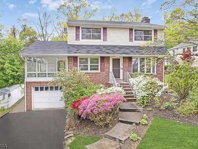 30 Hillside Ter, Wayne, NJ, 07470