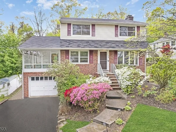 30 Hillside Ter, Wayne Twp., NJ 07470