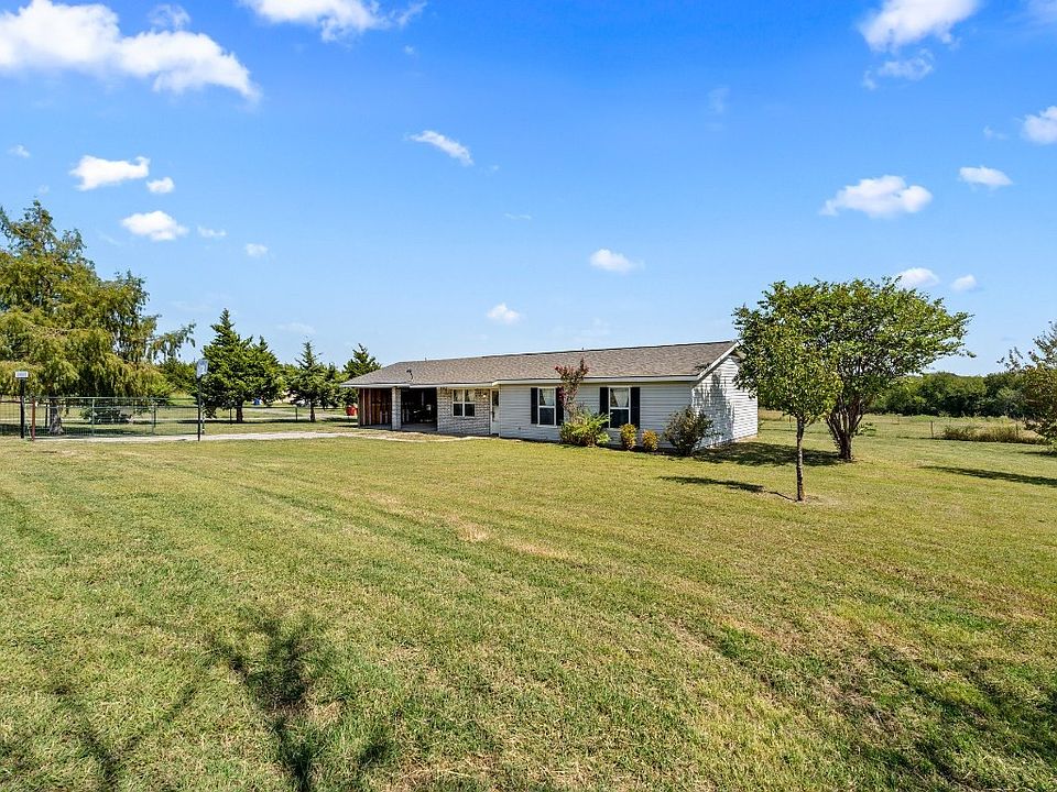 1st image of 882 Shinn Cir